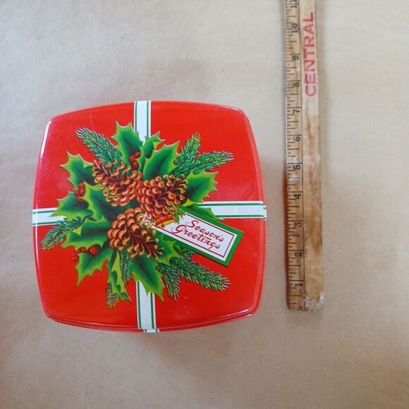 Vintage Christmas Seasons Greetings Square Cookie Container Plastic Holiday - Picture 6 of 7